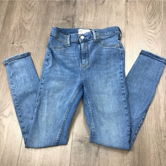 Free People High Waisted Jeans - Picture 1 of 4